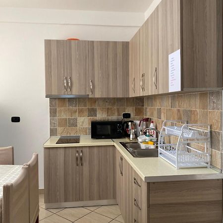 Rikardo Apartament Daire Avlonya Dış mekan fotoğraf