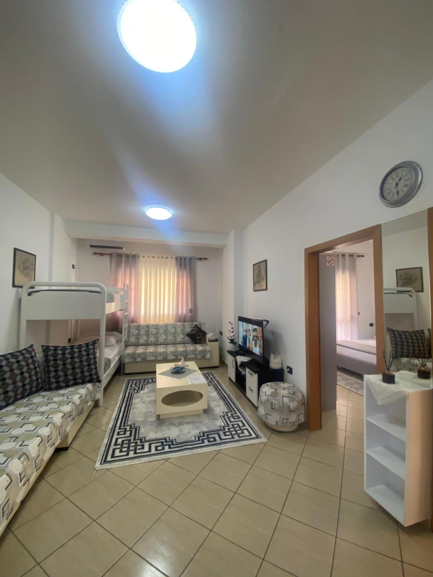 Rikardo Apartament Daire Avlonya Dış mekan fotoğraf